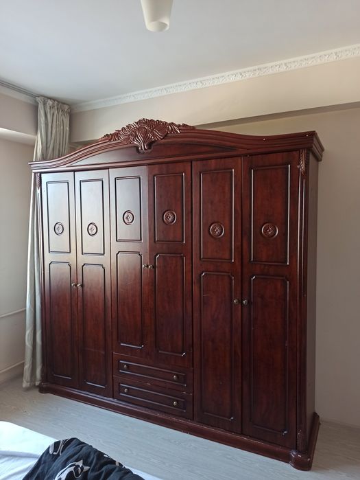 Спальный гарнитур