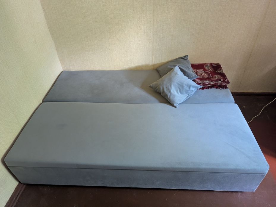 Срочно продам диваны