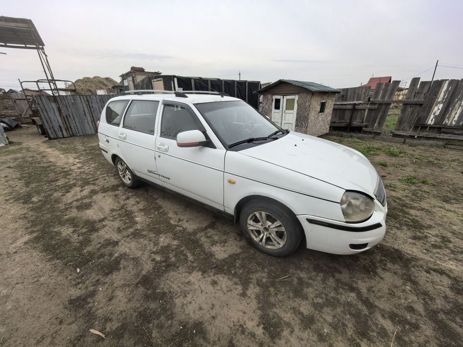 Продам приору 2013г