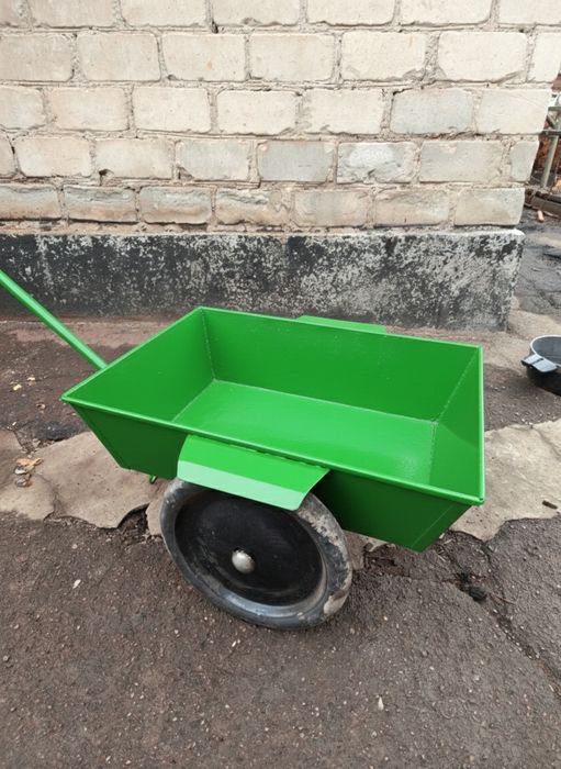 Станок сверлильный, тиски, телега