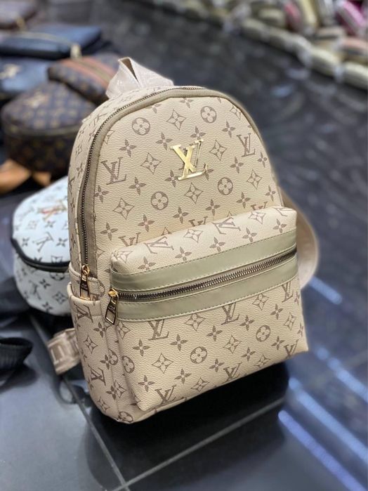 Дамски чанти/раници Луи Витон