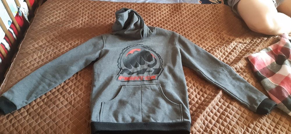 Продам мужские кофты