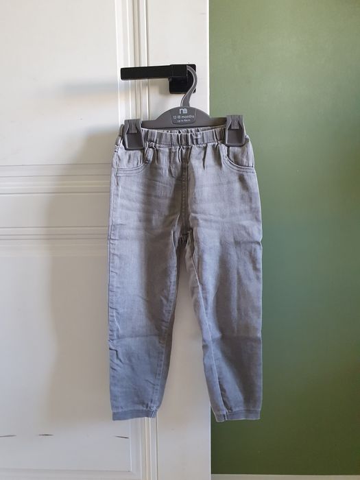 Брюки для девочки,за всё 4000 тенге.