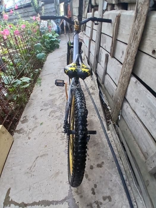 Vănd Biciclete Folosită