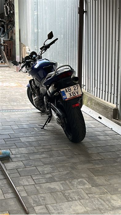 Honda Hornet 919