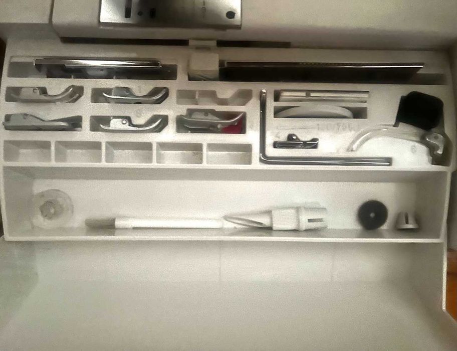 Швейная/Вышивальная   Машина   PFAFF