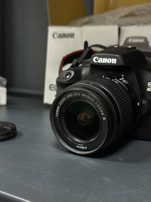 Aparat foto Canon EOS 4000D Kit EF-S , Cod 110048
