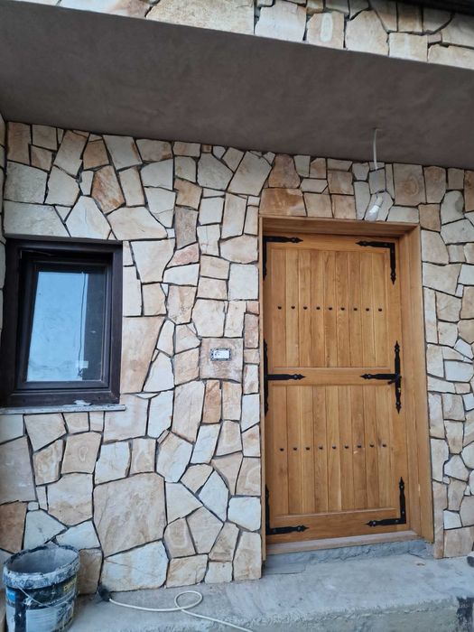 Depozit piatră decorativa si travertin
