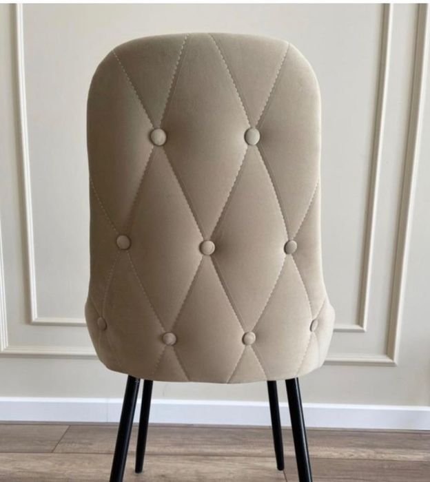 4 стула за 35 тысяч тенген