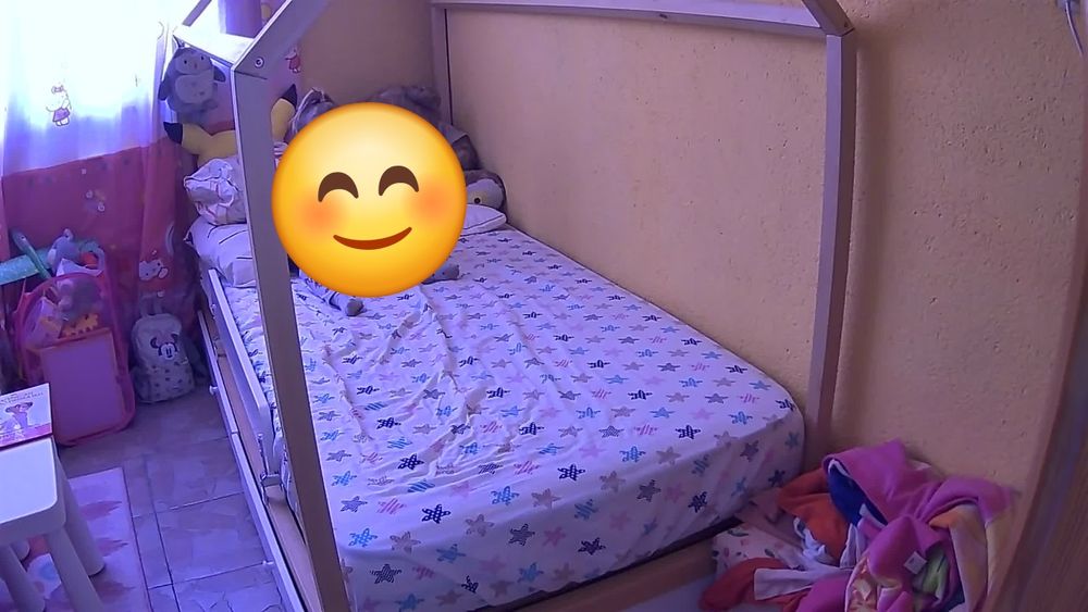 Легло монтосари къщичка