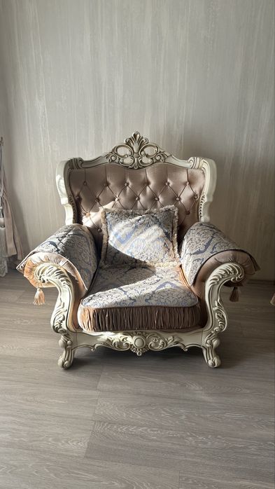 Диван раскладной и кресло