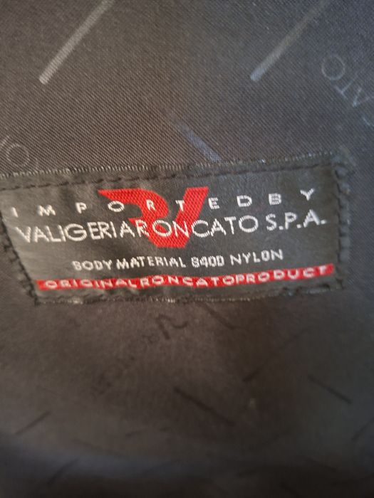 Раница за лаптоп .