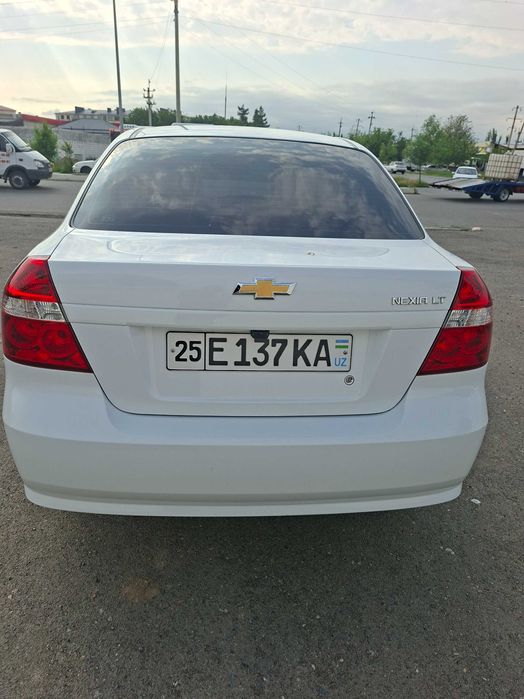 Chevrolet nexia 3