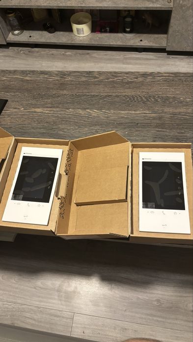 Продавам видеодомофон BTicino Classe 300EOS with Netatmo – Нов