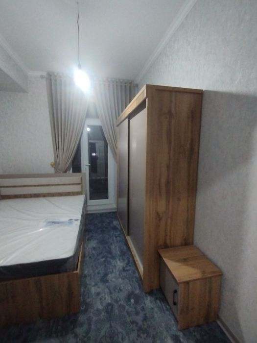 ЧИРЧИК ШАХРИДА И7жарага  квартира 10-микрорайода Жойлашган 2 хонали