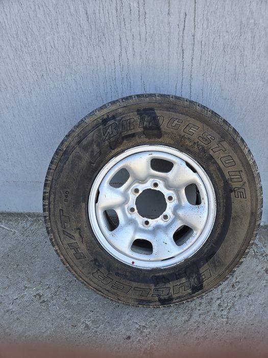 Шины б/у 255/70R15
