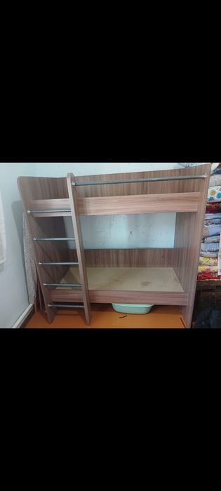 Двухярустный детский кровать деревянный