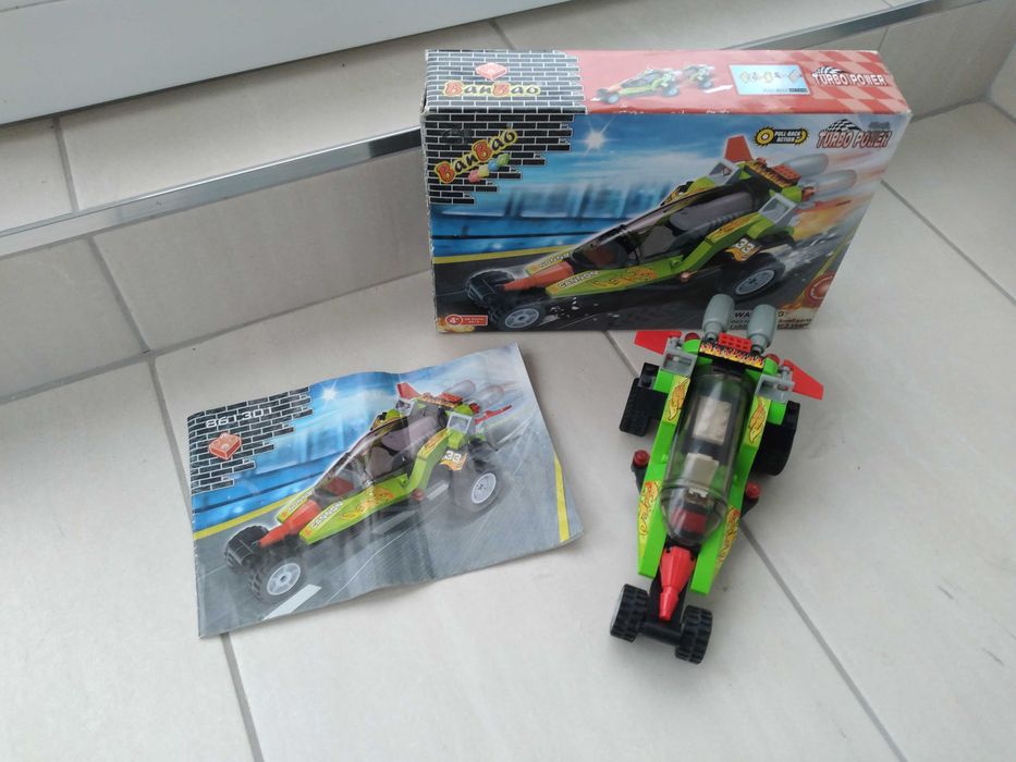 Два конструктора  тип LEGO