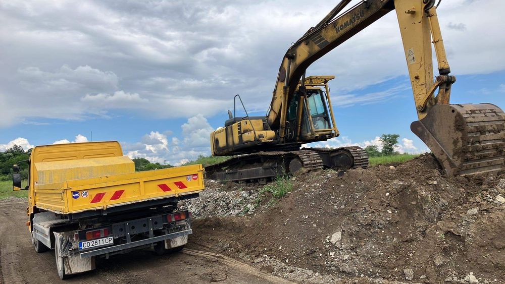 Транспортни Услуги с Самосвал