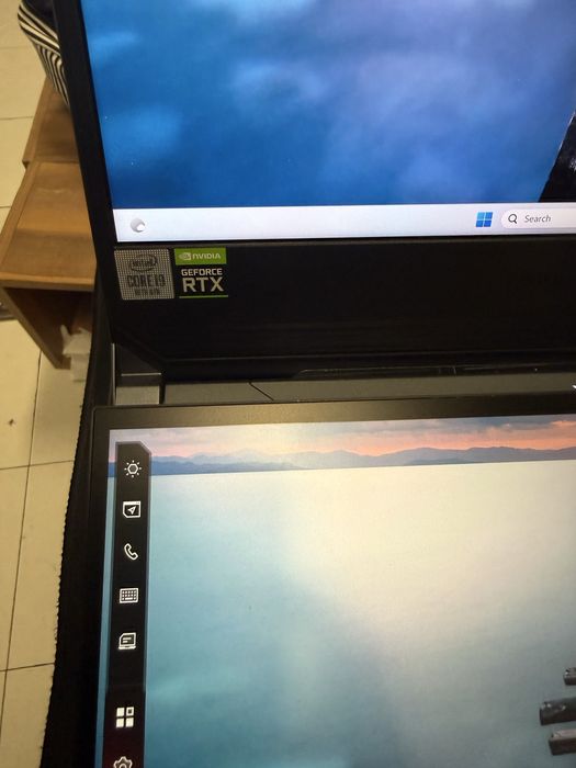 ASUS ROG Zephyrus Duo 15 i9 RTX 2080 Super 32GB SSD 2TB
