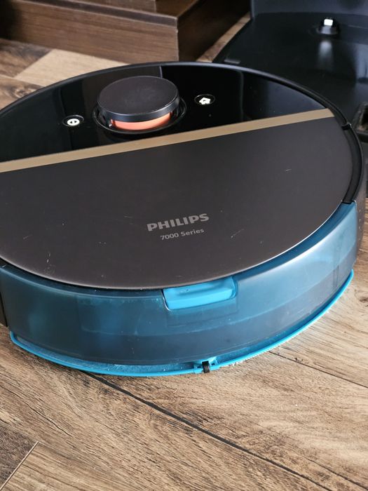Vand Robot de aspirare Philips Seria 7000 Aqua XU7100/01