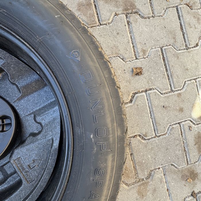 Продавам оригинална Dunlop патерица и органайзер за W164