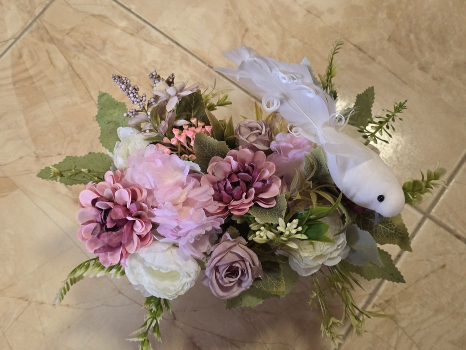 Цветни декоративни кашпи