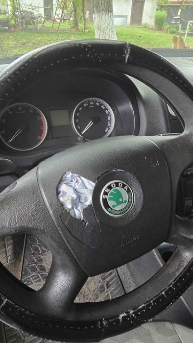 SKODA Fabia 2008 — imagine 4