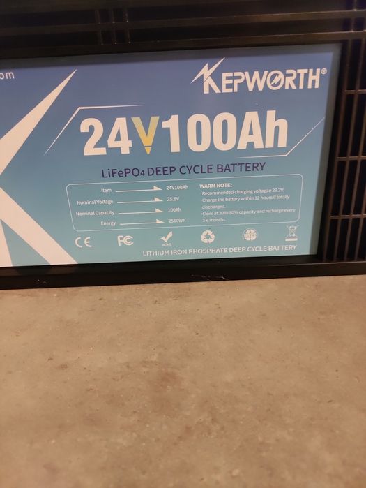 Lifepo4 24V 100Ah !!!