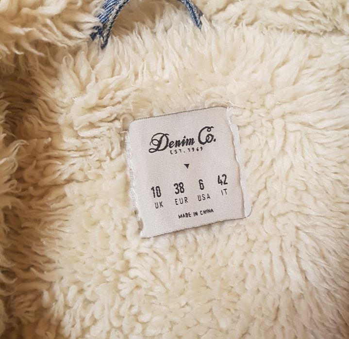 Geacă blugi Denim imblănită , măr M