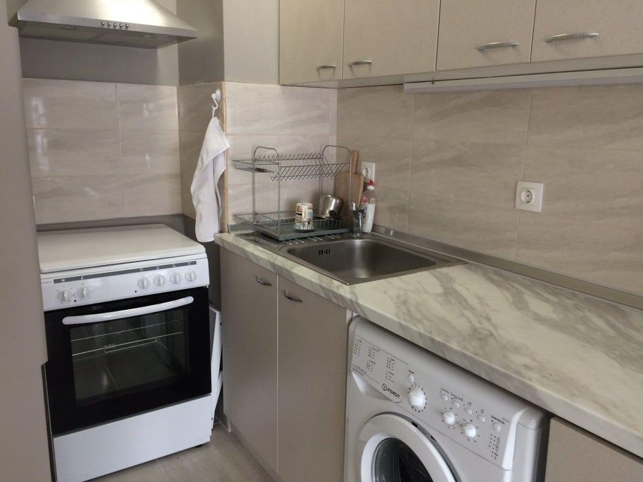 Дава се под наем Едностаен апартамент в Пловдив, Христо Смирненски - 40 кв.м за 125 € - Снимка #1