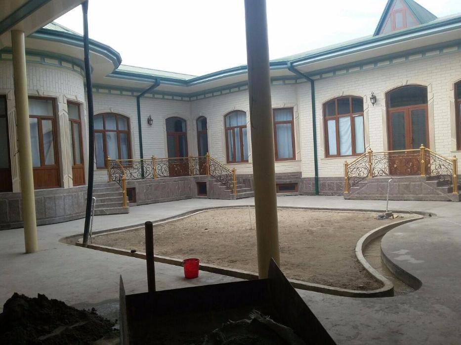 агломерат искуственный мрамор, травертин и гранит