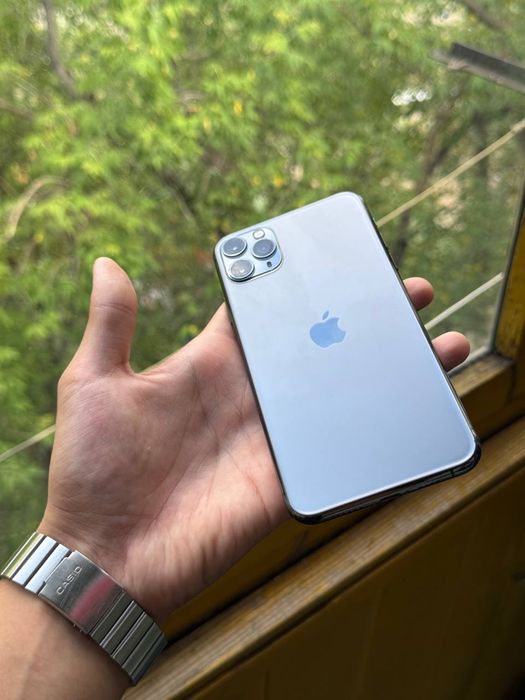 Продам срочно iphone 11 pro max