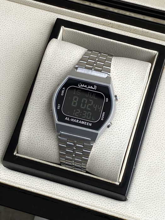 Al Harameen HA6468, islomiy soat