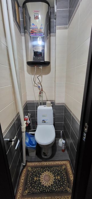 Сдаётся 1-комн. квартира в центре.