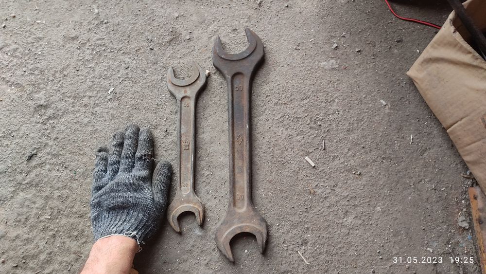 Продам ключ рожковый