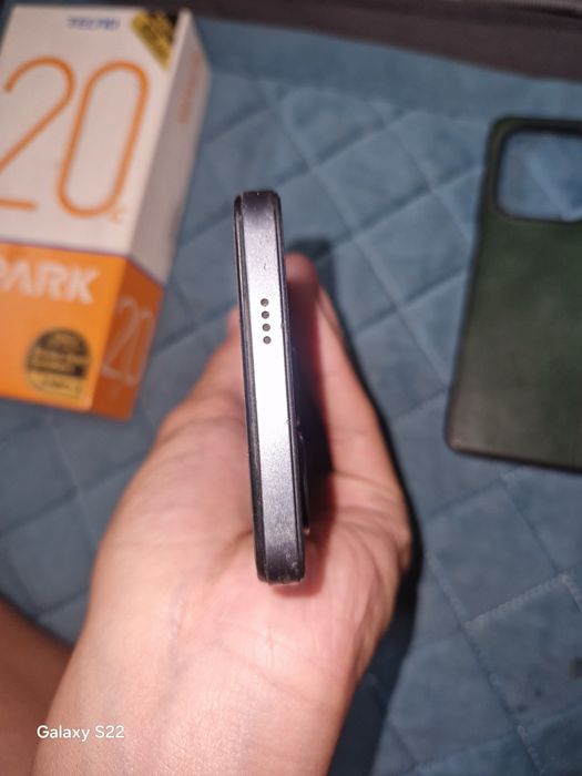 Продам Tecno spark 20C