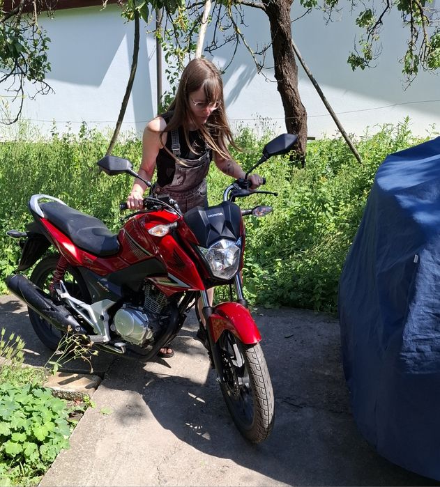 Honda cb125 -(05.2015) - 18k km
