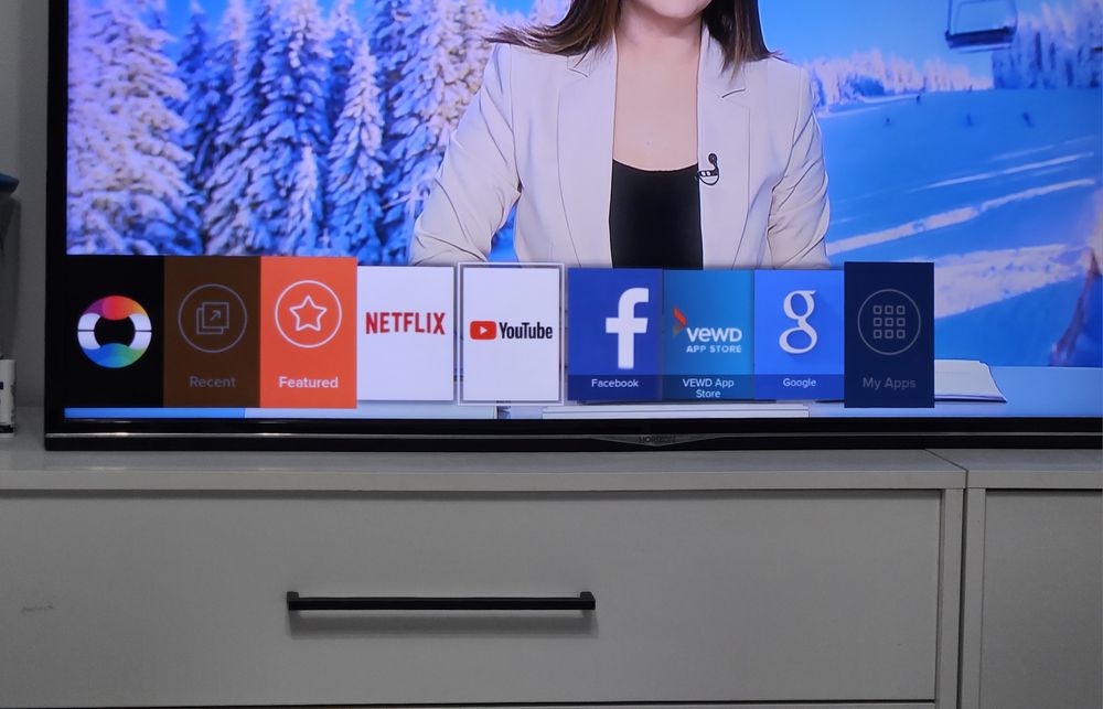 Televizor Smart Horizon 124 cm