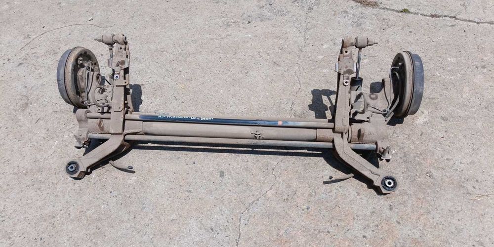 Заден мост Citroen Xsara Picasso 1.6i 2004г.