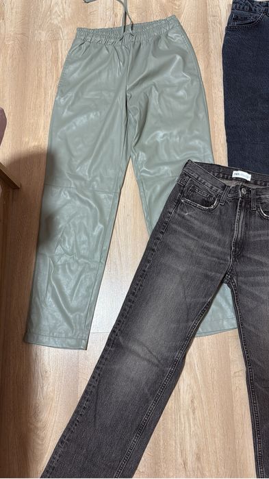 Женскте джинсы, платье, куртки оригинал