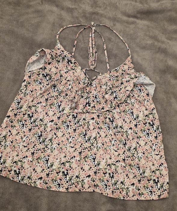 Bluza Mohito marime 34 stare foarte buna