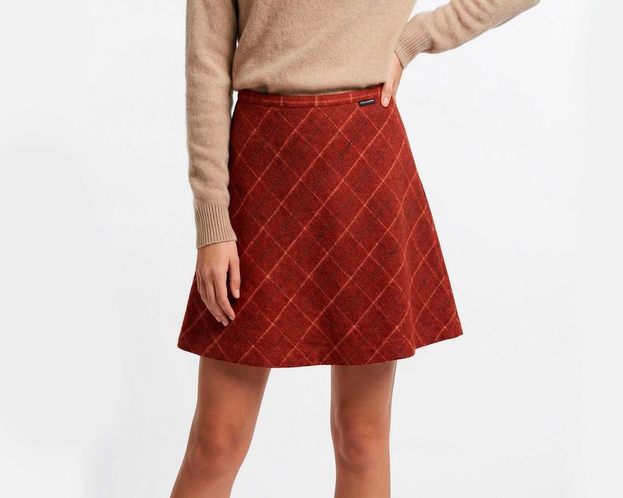 Thomas Burberry Оригинална дамска пола размер 42 / M