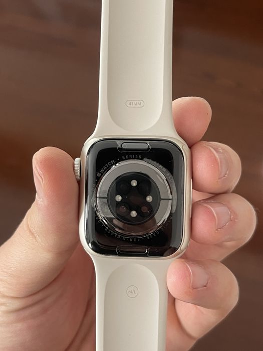Продам apple watch 8 series 41 mm
