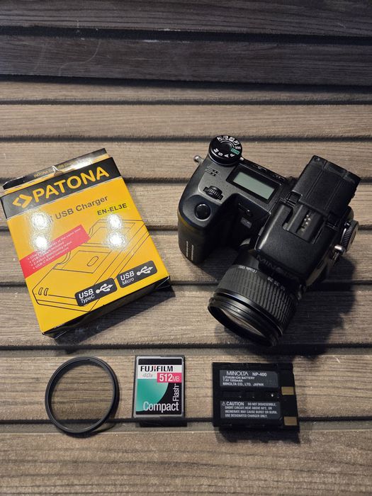 Minolta DiMAGE A1 5MP – aparat foto digital vintage anul 2003, colecție, 100% funcțional