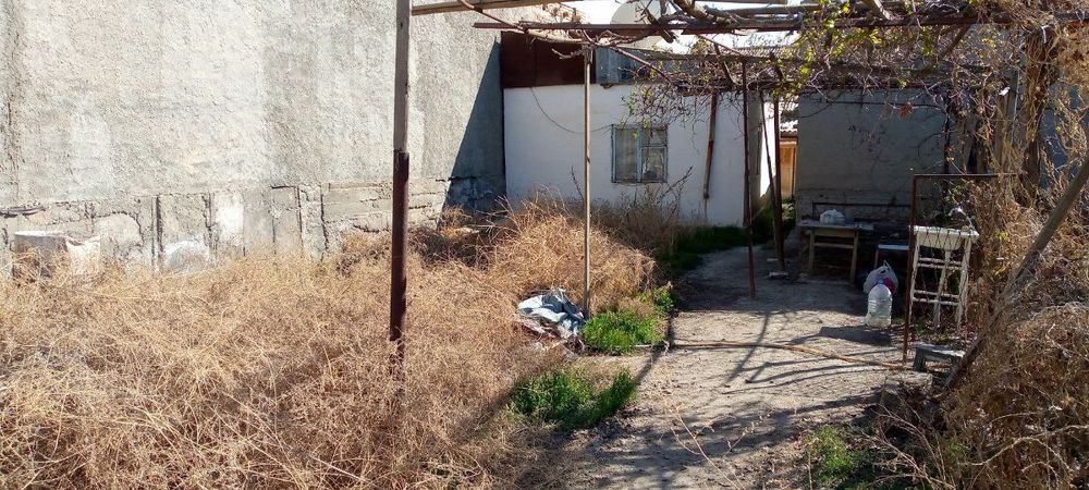 Продается дом по улице Ахангаранской 5.2 сотки город Бухара