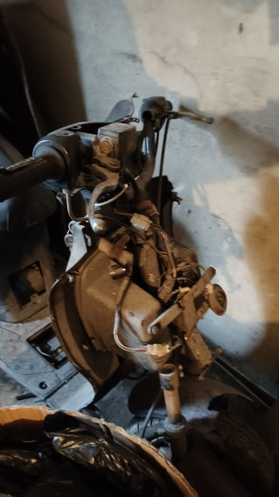 Продам скутер Китай