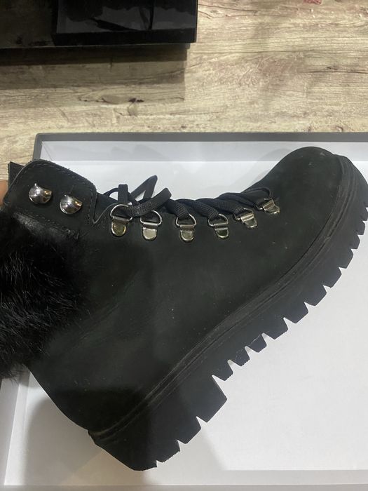 Женские Зимние ботинки