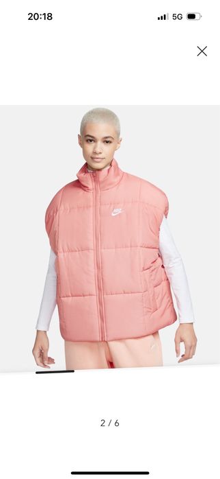 Nike оригинален нов елек