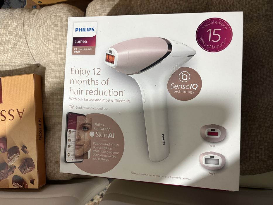 Philips Lumea iPH hair Removal 9900
